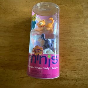 Manhattan Toy Groovy Girls Minis Orange Cat & Purple Dog Figures